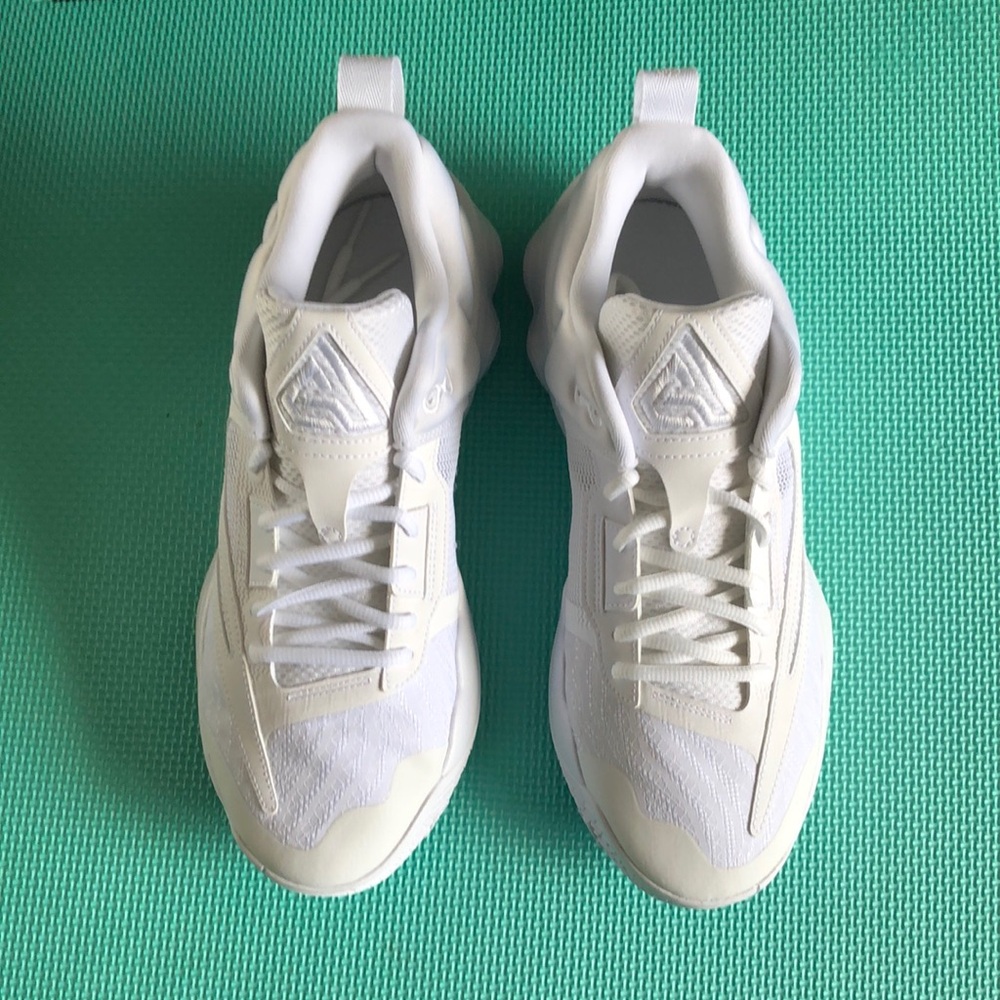 Men's White Athletic Shoes